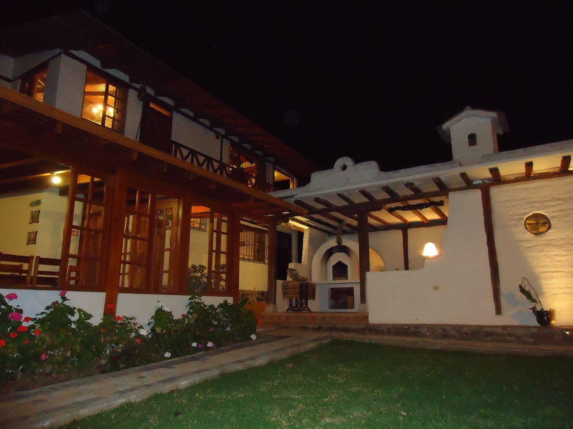 Posada Mirolindo Quito Exterior photo